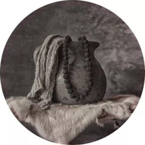 Kruik met shabbydoek en lantaarn 30 cm